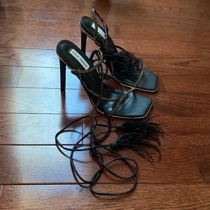 Steve Madden Black Upgrade Heel